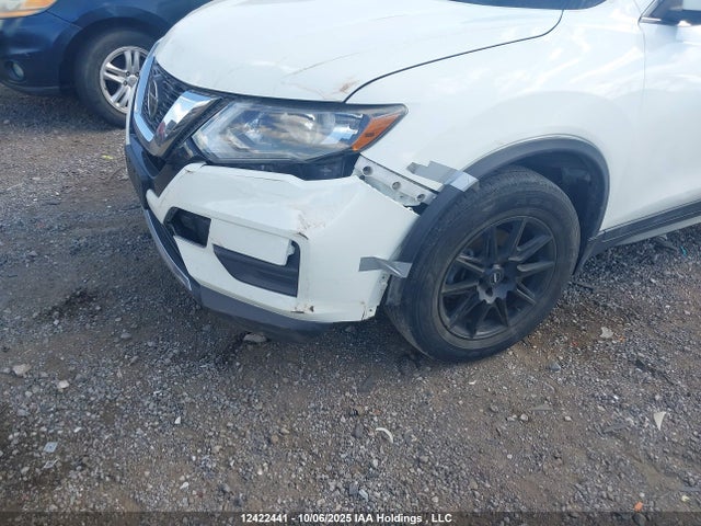 5N1AT2MV9JC762770 Nissan Rogue
