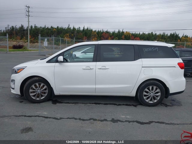 12422509 :رقم المزاد ، KNDMB5C13M6676541 vin ، 2021 Kia Sedona Lx/ex مزاد بيع