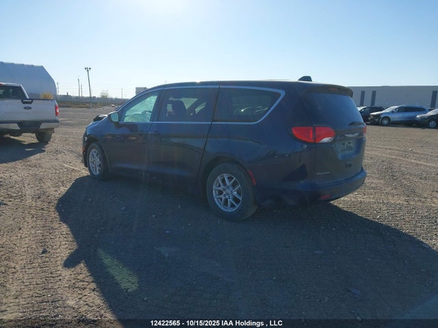 Chrysler Pacifica Lx 2017 2C4RC1CG0HR727072 Image 3