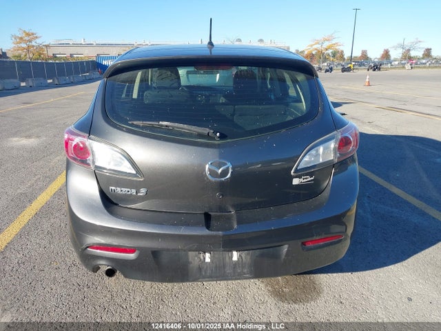 12416406 :رقم المزاد ، JM1BL1KF7C1545909 vin ، 2012 Mazda Mazda3 Gx مزاد بيع