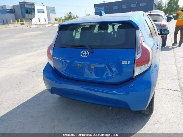 JTDKDTB37F1587208 Toyota 1nz-fxe+1lm