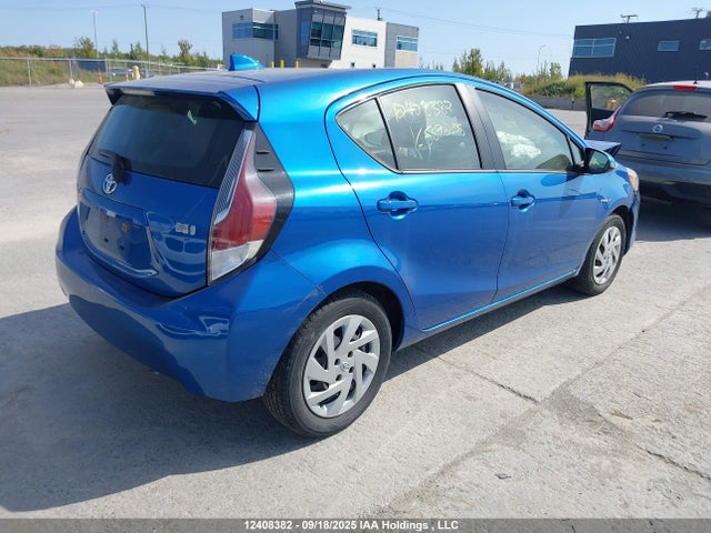 JTDKDTB37F1587208 Toyota 1nz-fxe+1lm