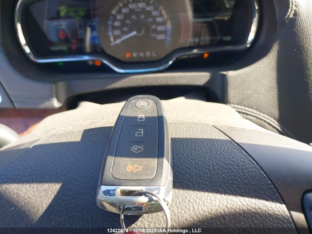 Lincoln MKT 2015 2L1MJ5LK8FBL02486 Image 11