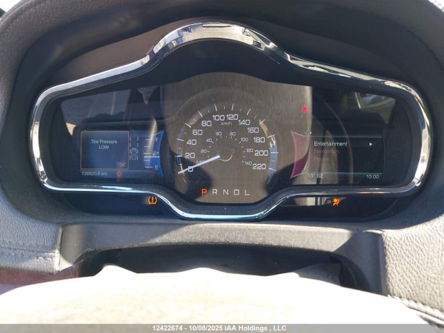 Lincoln MKT 2015 2L1MJ5LK8FBL02486 Image 7