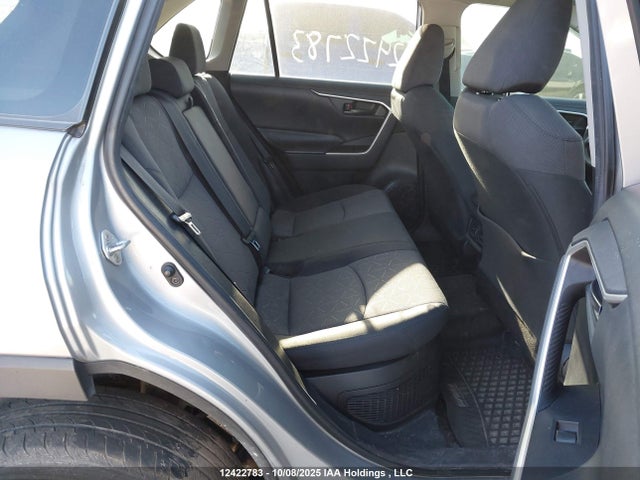 12422783 :رقم المزاد ، 2T3BWRFV8KW010787 vin ، 2019 Toyota Rav4 Le مزاد بيع
