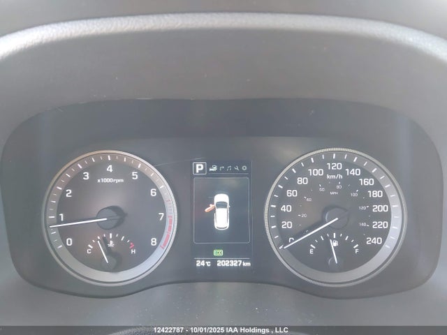 Hyundai 2016 2016 KM8J3CA29GU180235 Image 7