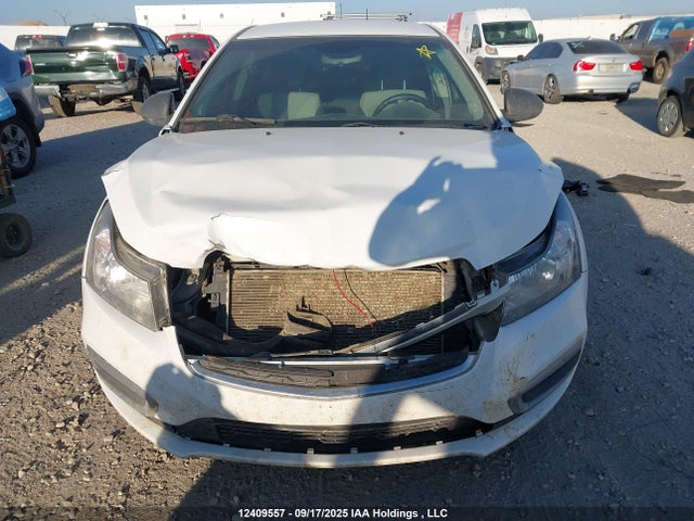 Chevrolet luw 2015 1G1PB5SH0F7272324 Image 12