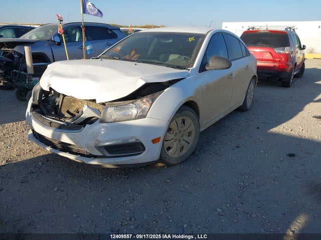 Chevrolet luw 2015 1G1PB5SH0F7272324 Image 2