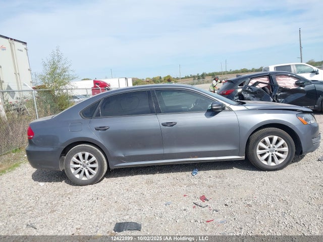 Aukcja sprzedaży 2013 Volkswagen Passat S, vin: 1VWAH7A38DC131063, numer aukcji: 12422899