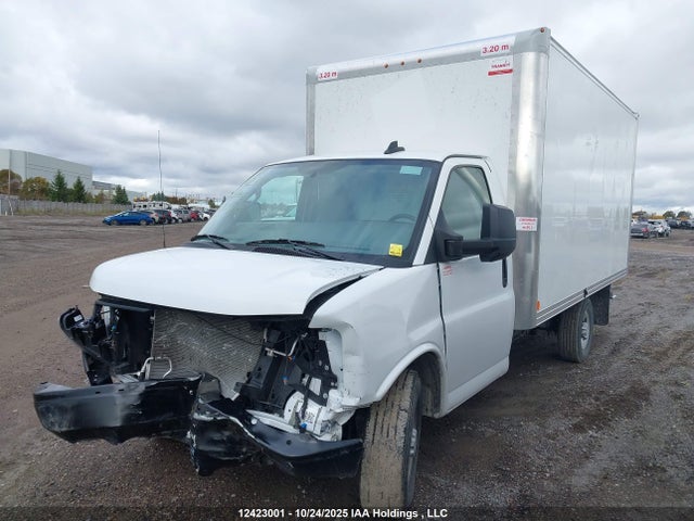 1HA0GSF72SN008260 Chevrolet Express Cutaway Work Van