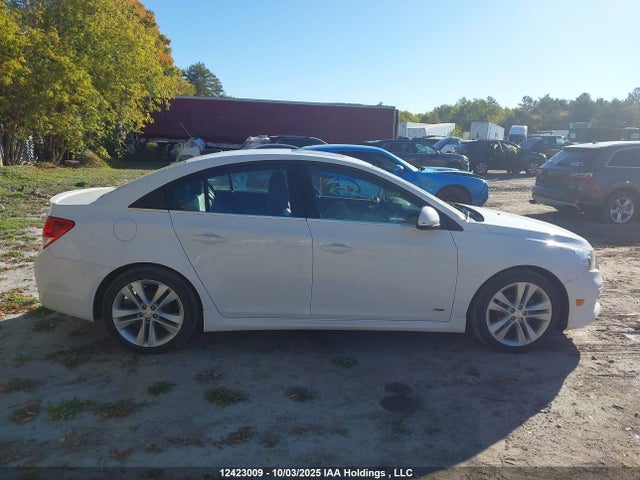 1G1PE5SB0F7251122 Chevrolet Cruze 2lt