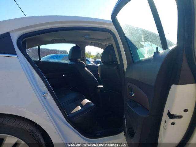 1G1PE5SB0F7251122 Chevrolet Cruze 2lt