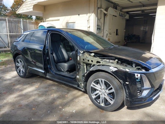 1GYKPMRL2RZ107742 Cadillac Lyriq Tech