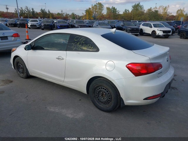 KNAFX6A82E5209874 KIA Forte