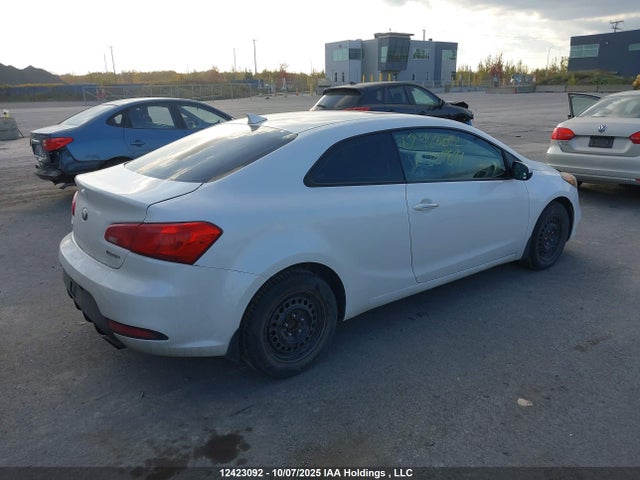 KNAFX6A82E5209874 KIA Forte