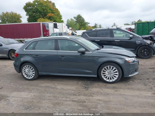 Audi A3 2018 WAUSPBFF1JA078338 Image 13