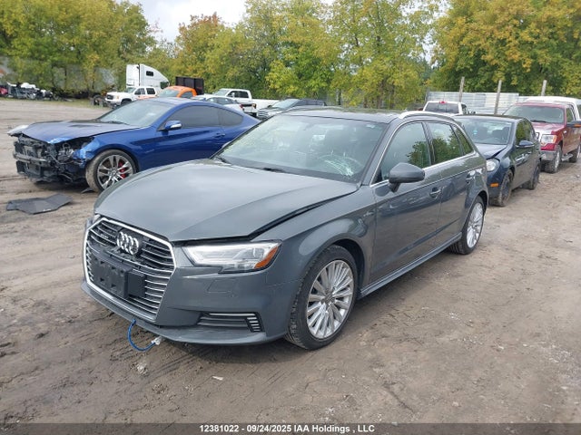 Audi A3 2018 WAUSPBFF1JA078338 Image 2
