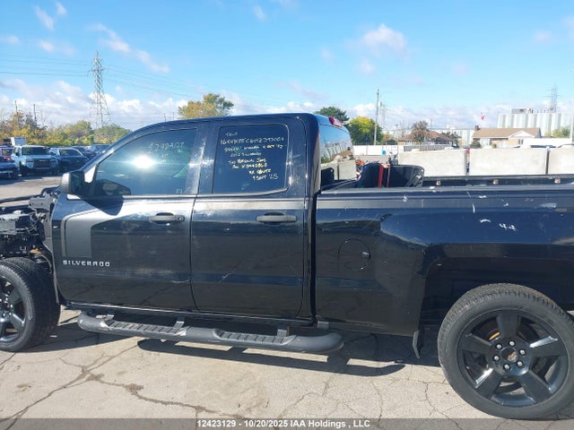 Aukcja sprzedaży 2017 Chevrolet Silverado K1500 Custom, vin: 1GCVKPEC6HZ393084, numer aukcji: 12423129
