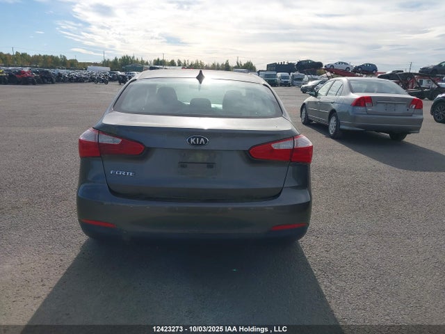 KIA Forte 2014 KNAFX4A69E5080227 Image 16