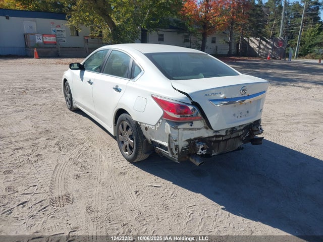 Nissan 2014 2014 1N4AL3AP2EN235430 Image 3