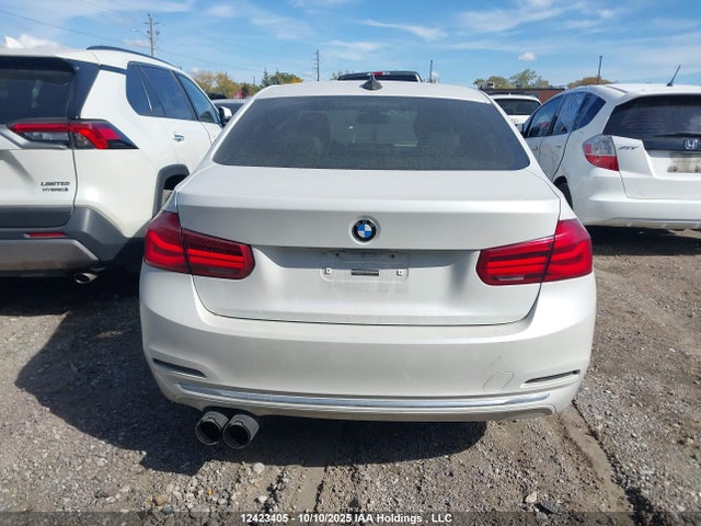 WBA8D9G5XHNU59240 BMW 330I