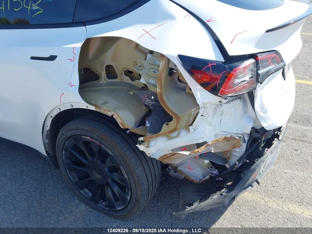 5YJYGDEE4MF141543 Tesla Model Y