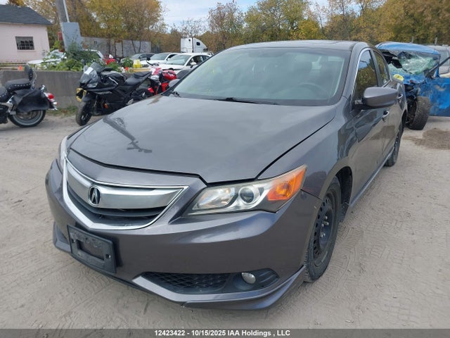 19VDE1F78FE400104 Acura Ilx Tech Package