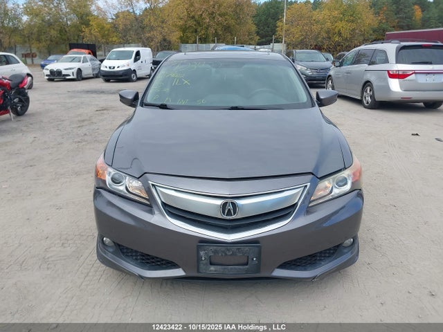 19VDE1F78FE400104 Acura Ilx Tech Package