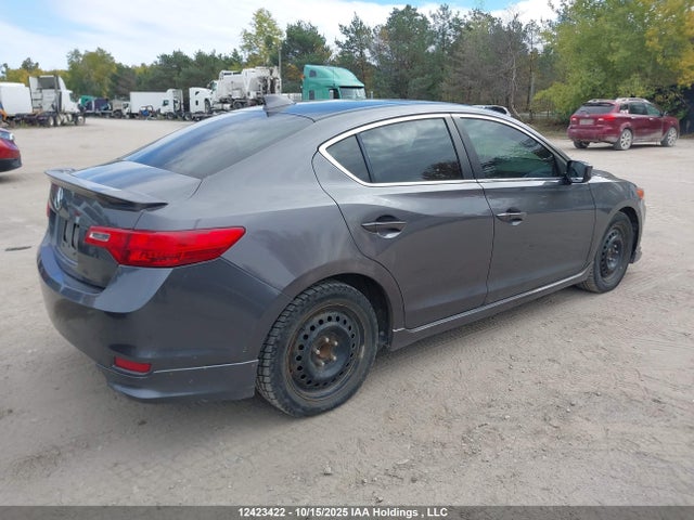 19VDE1F78FE400104 Acura Ilx Tech Package