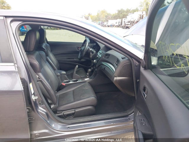 19VDE1F78FE400104 Acura Ilx Tech Package