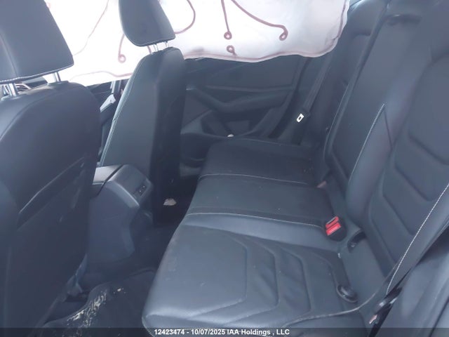 3VWGM7BU3RM008354 Volkswagen Jetta Highline