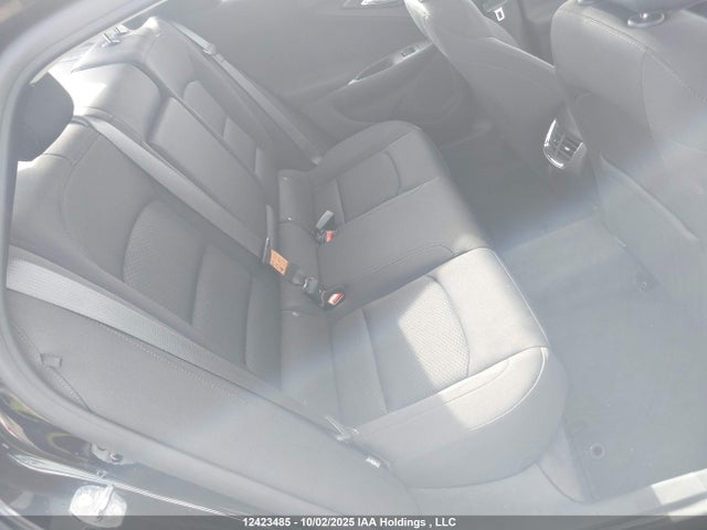 Chevrolet lfv 2023 1G1ZD5ST7PF252022 Image 8