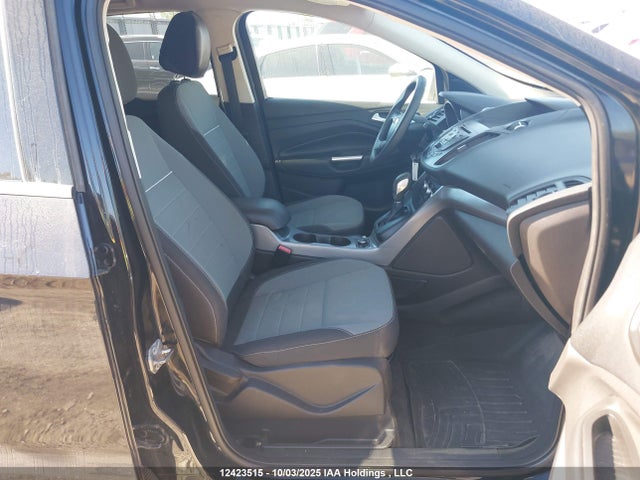 1FMCU0GX7GUB17173 Ford 2016