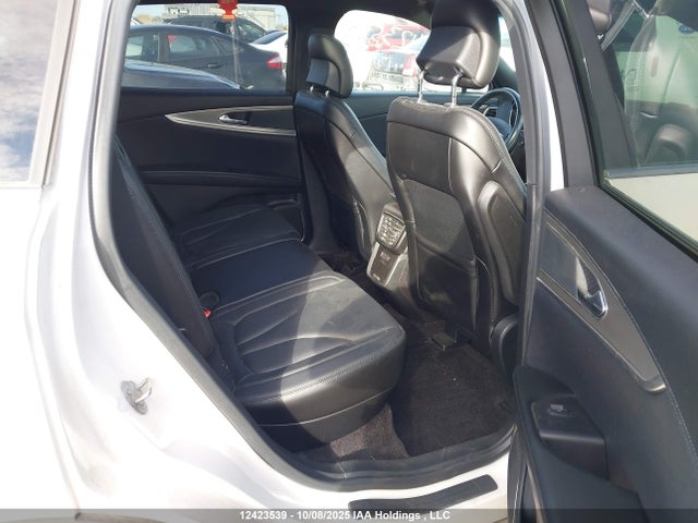 2LMPJ8LPXHBL17930 Lincoln 2.7l gtdi