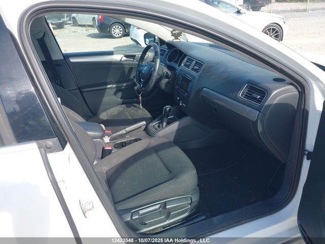 Volkswagen 1.8t 2015 3VWDA7AJ4FM233123 Image 5