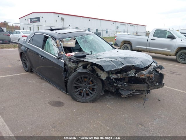 2019 Chrysler 300 Touring მანქანა იყიდება აუქციონზე, vin: 2C3CCAAG4KH594682, აუქციონის ნომერი: 12423687