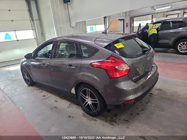Ford Focus 2014 1FADP3K2XEL200957 Image 4