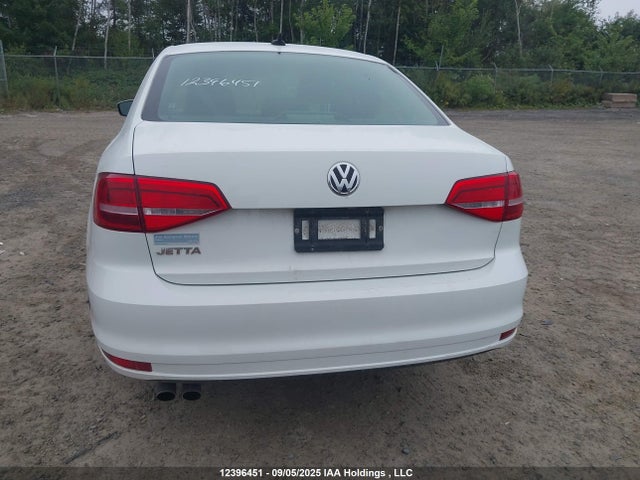 Volkswagen 2015 2015 3VW2K7AJ5FM421413 Image 17