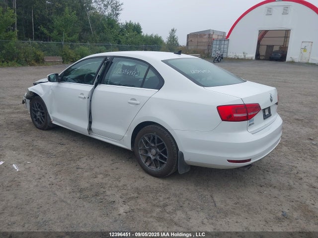 Volkswagen 2015 2015 3VW2K7AJ5FM421413 Image 3