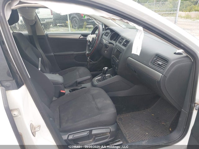Volkswagen 2015 2015 3VW2K7AJ5FM421413 Image 5