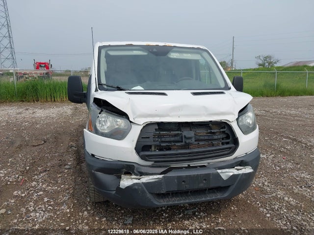 1FTYE1ZM5GKA62802 Ford 2016