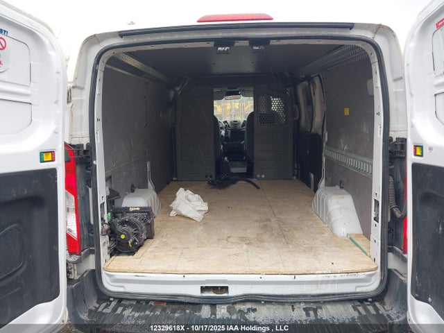1FTYE1ZM5GKA62802 Ford 2016