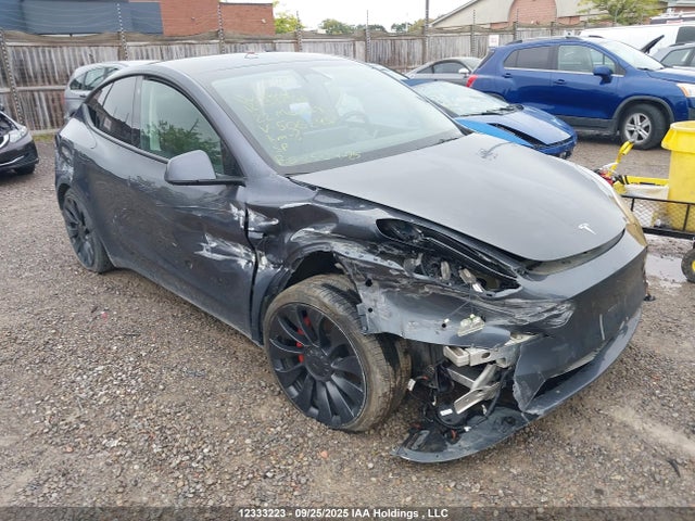 7SAYGDEF7NF506293 Tesla Model Y