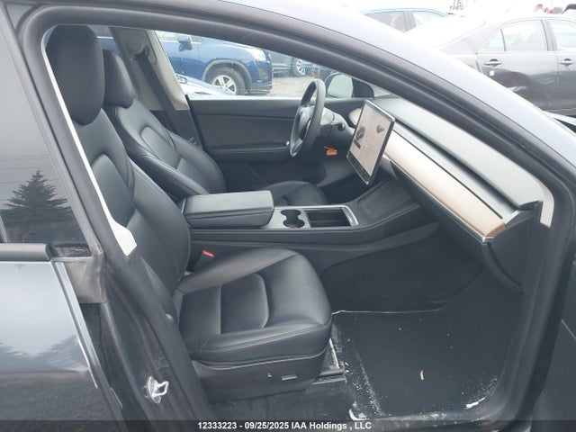 7SAYGDEF7NF506293 Tesla Model Y
