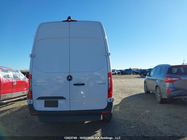 W1Y4DBHY2NP481262 Mercedes-Benz om651