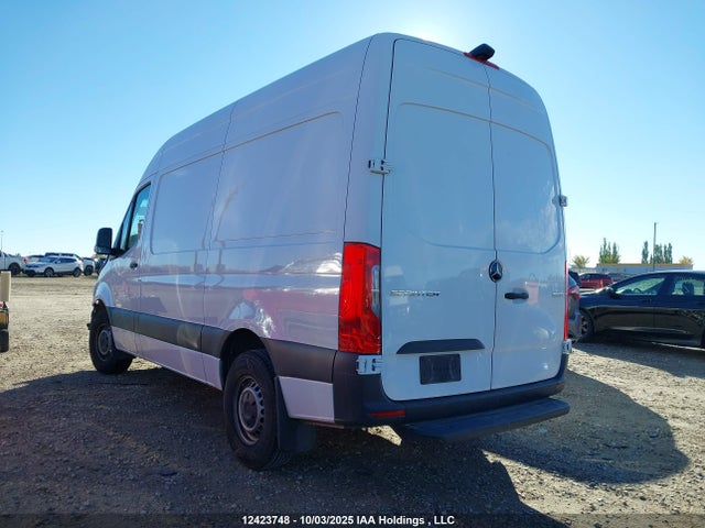 W1Y4DBHY2NP481262 Mercedes-Benz om651