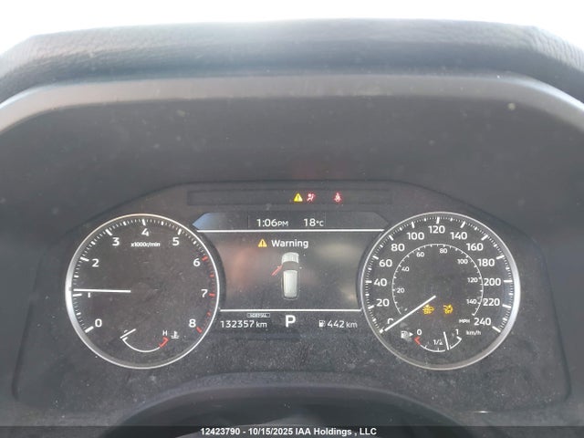 JA4J4UA88NZ605272 Mitsubishi Outlander Se/black Edition