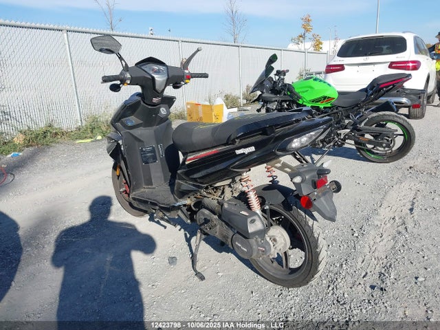 LLPVGBAM5L1A60038 Scooter 2020