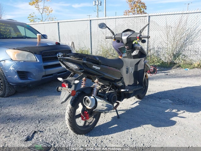 LLPVGBAM5L1A60038 Scooter 2020