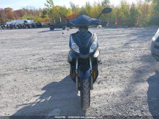 LLPVGBAM5L1A60038 Scooter 2020